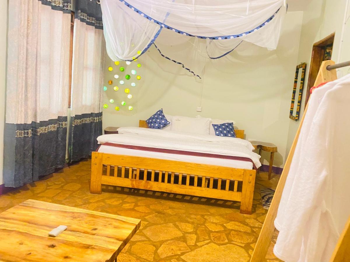 Afro Smile Hotel And Guest House-Jinja Exterior foto