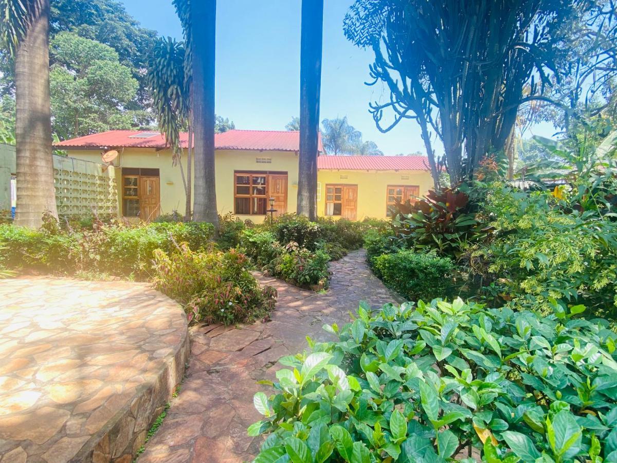Afro Smile Hotel And Guest House-Jinja Exterior foto